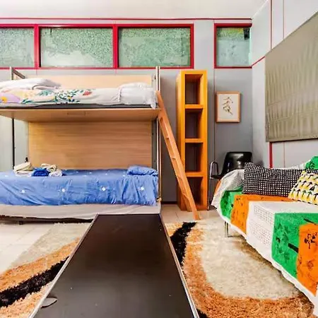 Tessasapartments 2 * 사바델